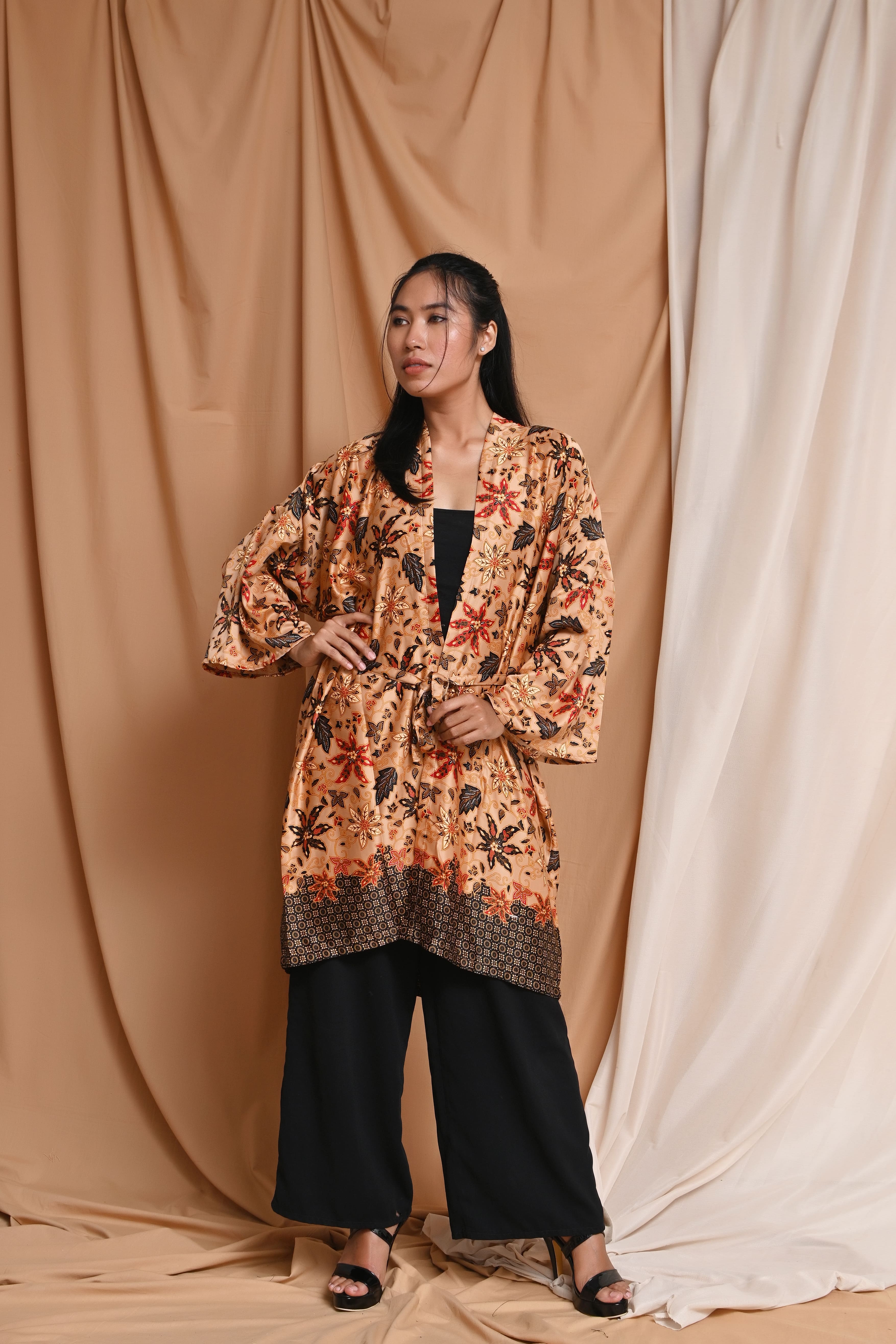 Gayakami Shasa Outer